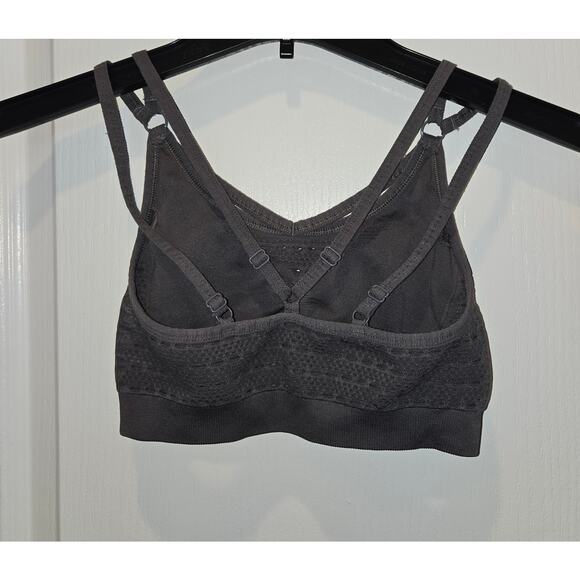 Gymshark Women's Energy Seamless Sports Bra Smokey Gray Sz Small - Picture 2 of 3